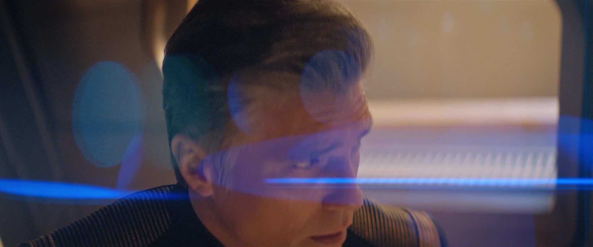 extant_StarTrekDiscovery_2x10-TheRedAngel_01813.jpg