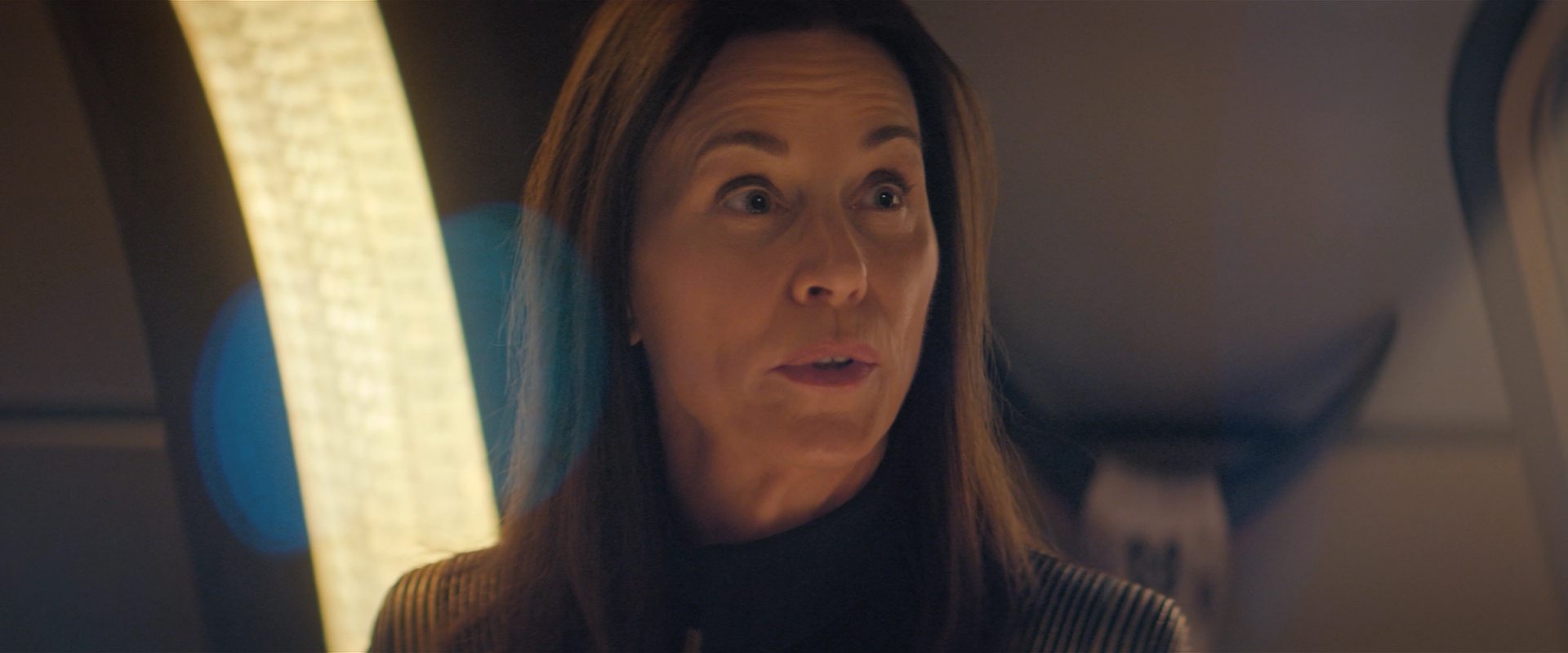 extant_StarTrekDiscovery_2x10-TheRedAngel_01819.jpg