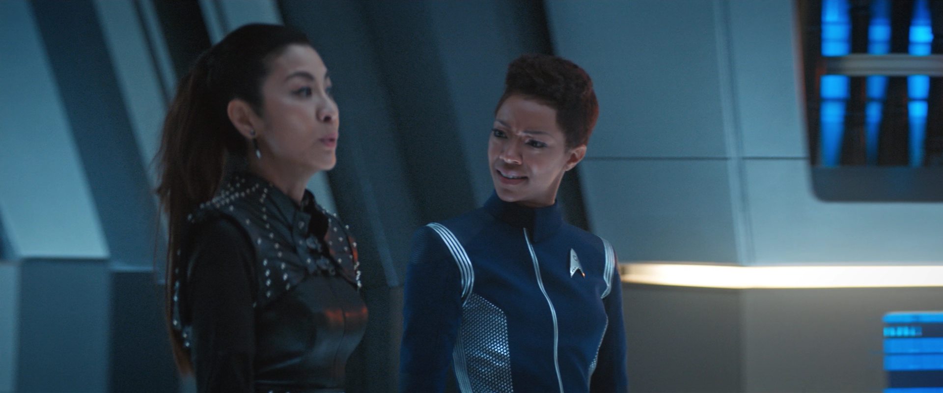 extant_StarTrekDiscovery_2x10-TheRedAngel_01862.jpg