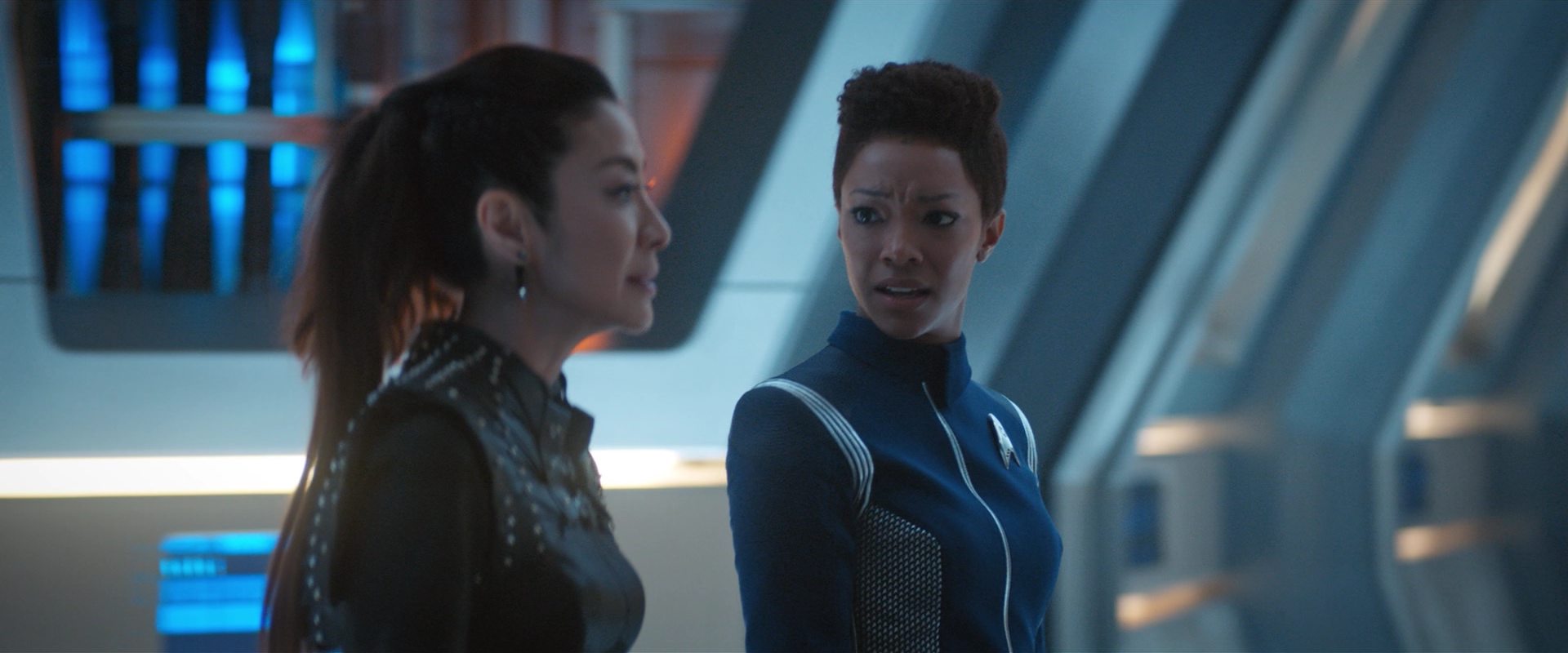 extant_StarTrekDiscovery_2x10-TheRedAngel_01865.jpg