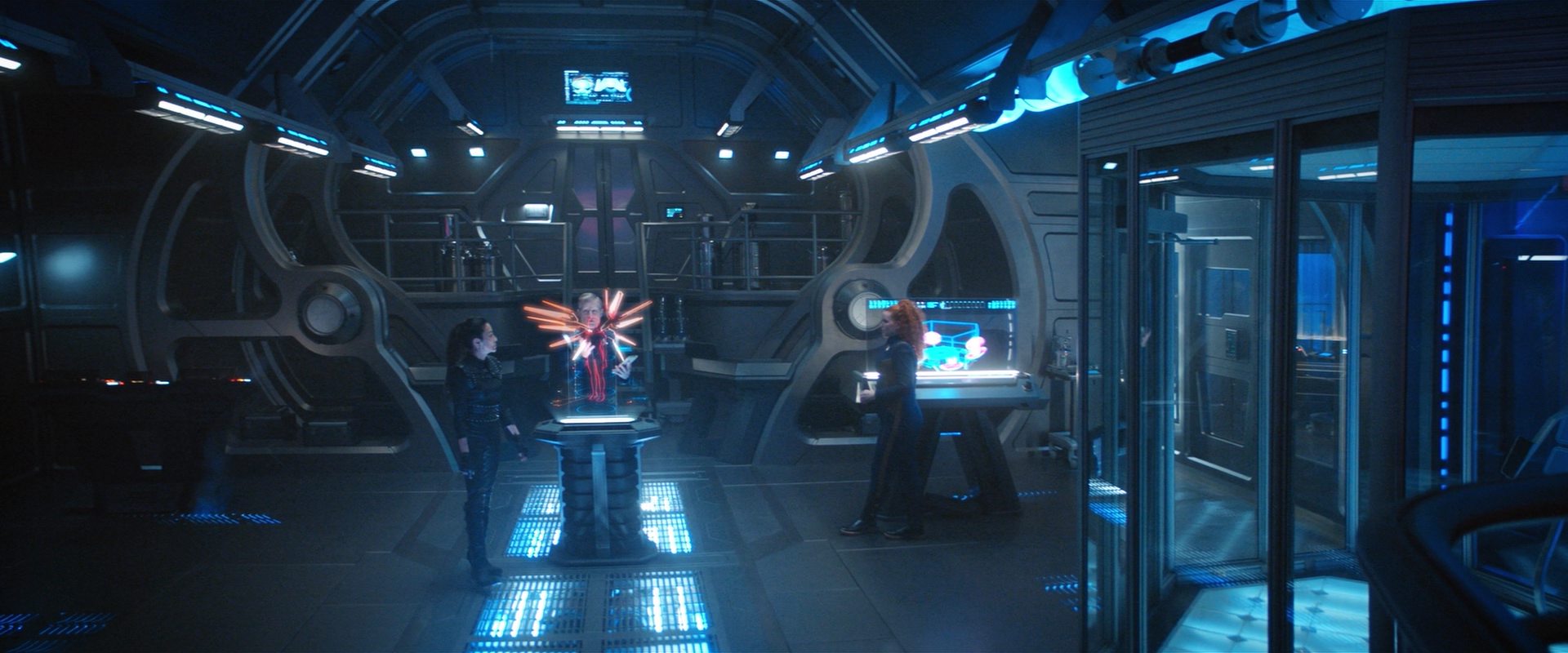 extant_StarTrekDiscovery_2x10-TheRedAngel_01934.jpg