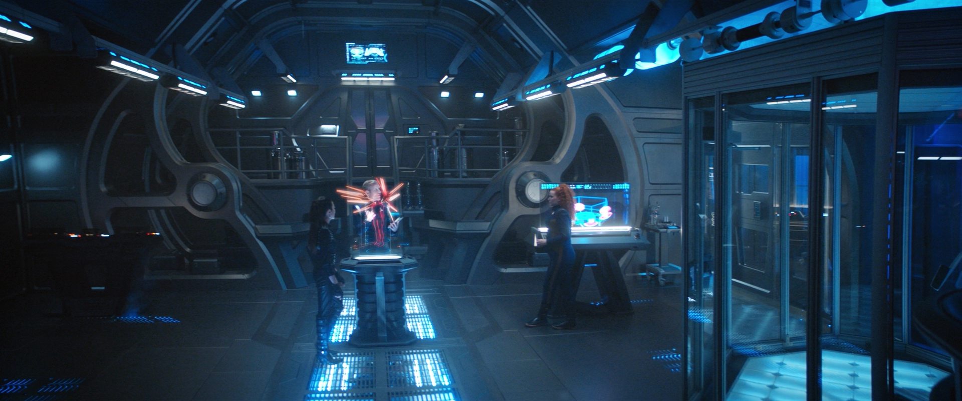 extant_StarTrekDiscovery_2x10-TheRedAngel_01936.jpg