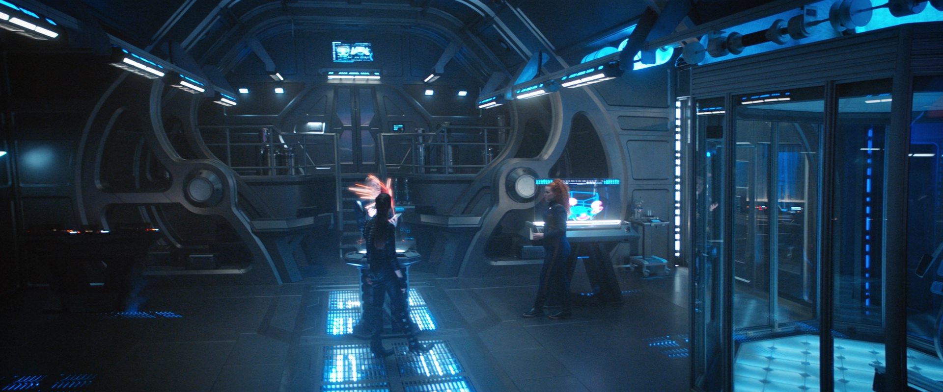 extant_StarTrekDiscovery_2x10-TheRedAngel_01939.jpg
