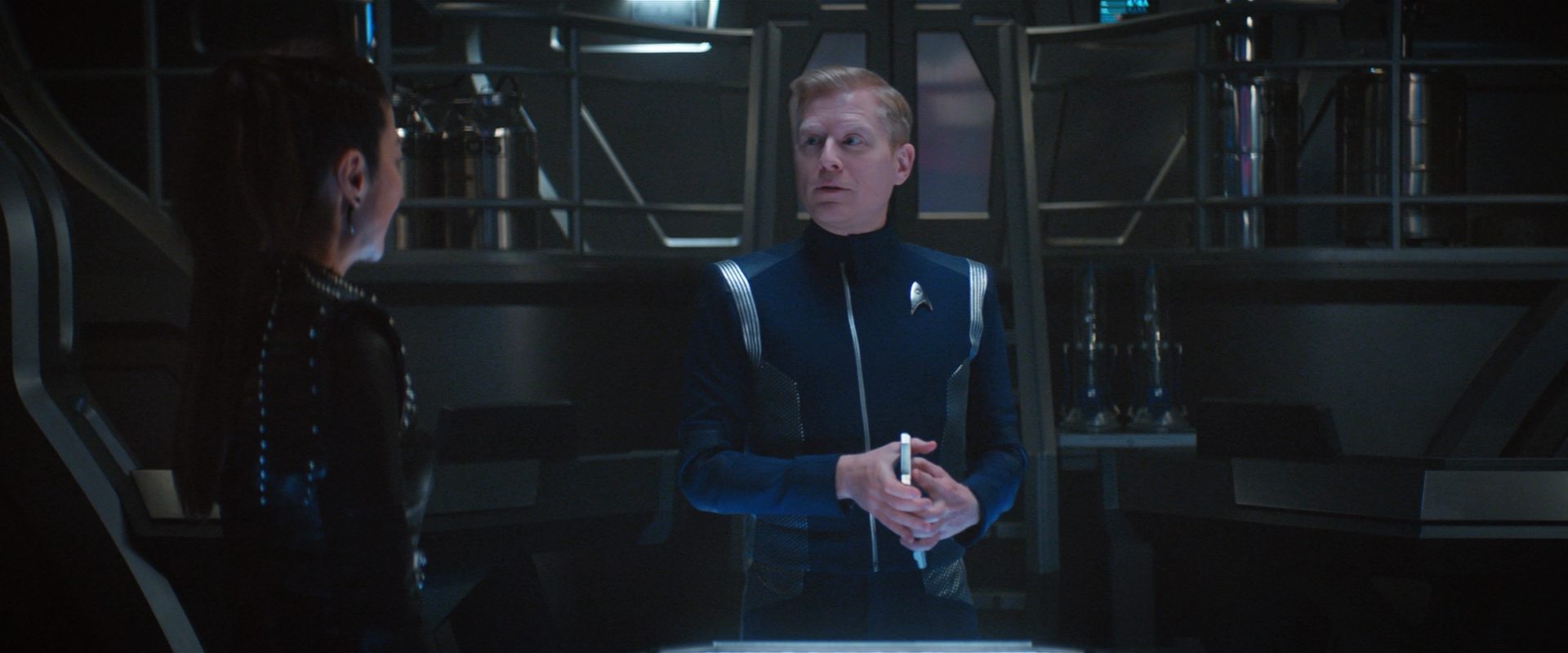 extant_StarTrekDiscovery_2x10-TheRedAngel_02025.jpg