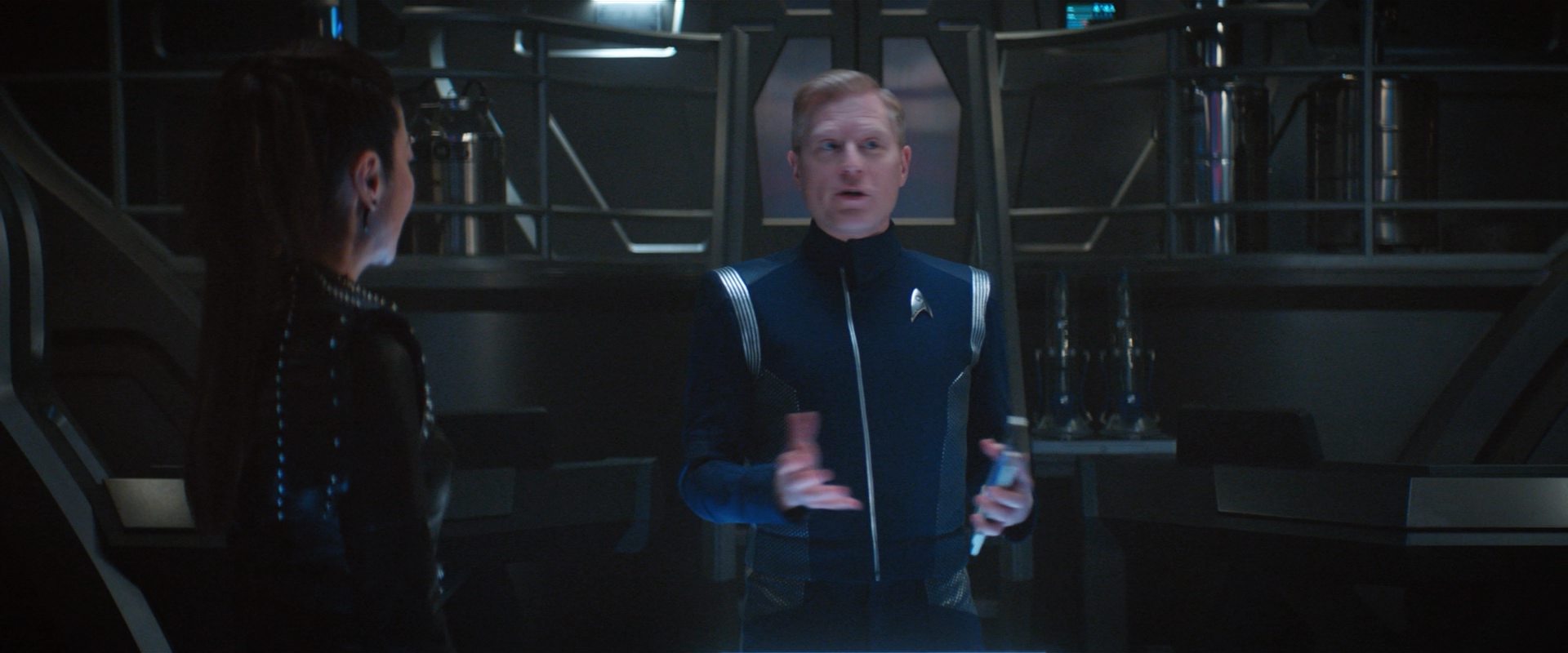extant_StarTrekDiscovery_2x10-TheRedAngel_02027.jpg