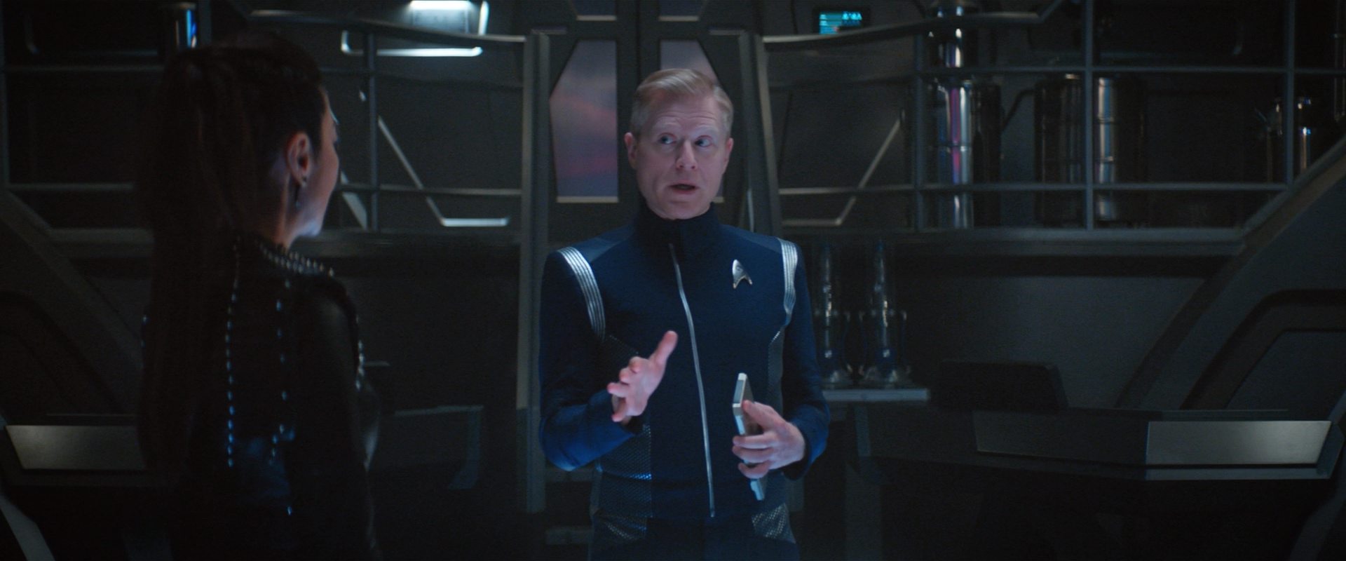 extant_StarTrekDiscovery_2x10-TheRedAngel_02031.jpg