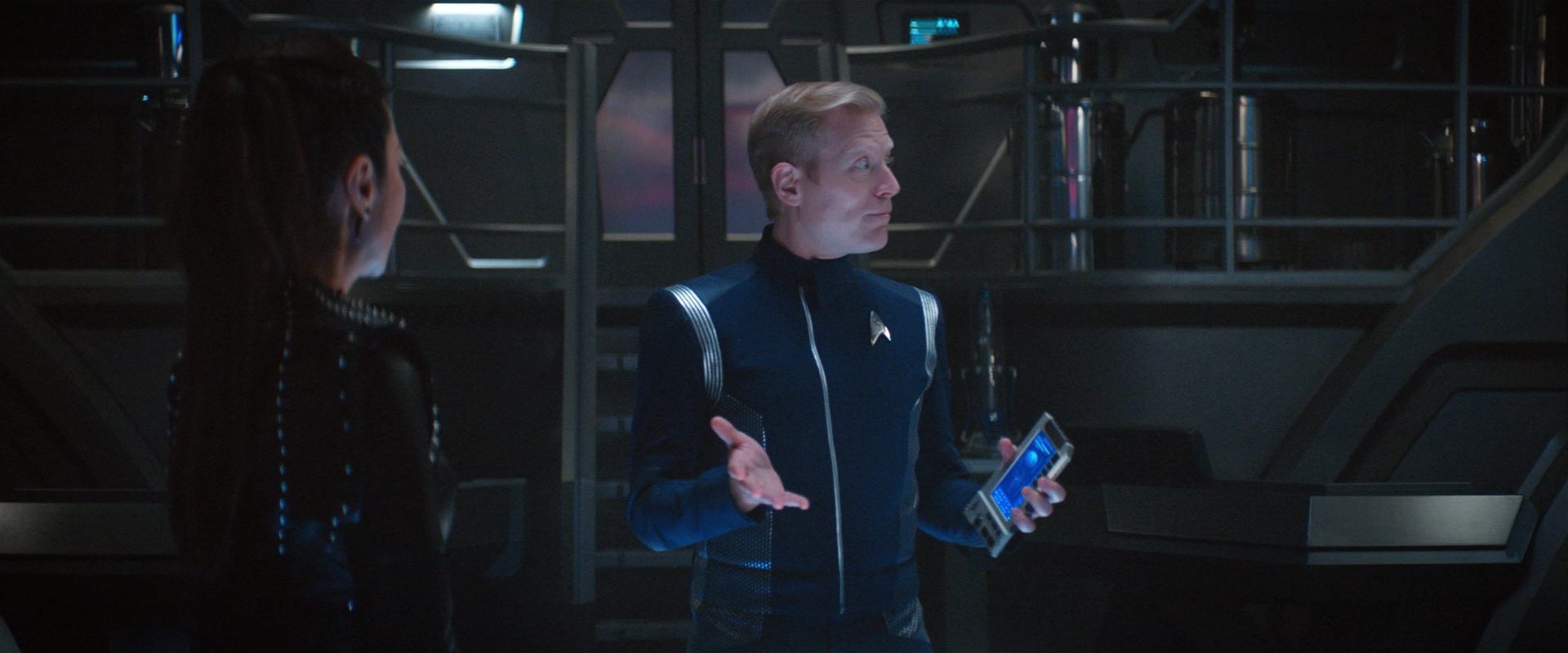 extant_StarTrekDiscovery_2x10-TheRedAngel_02033.jpg