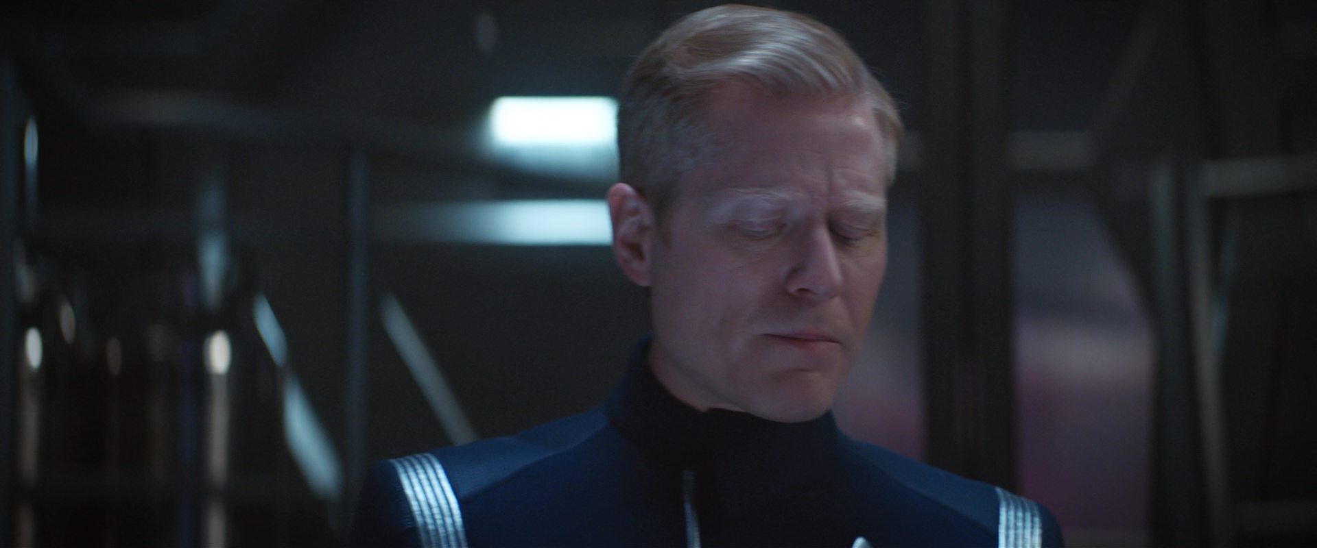 extant_StarTrekDiscovery_2x10-TheRedAngel_02061.jpg
