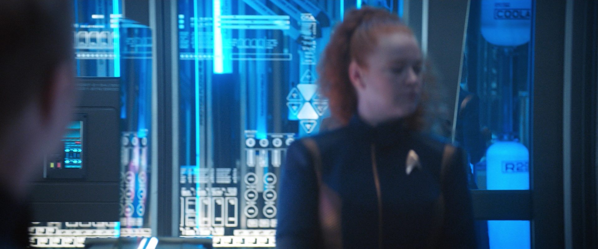 extant_StarTrekDiscovery_2x10-TheRedAngel_02077.jpg