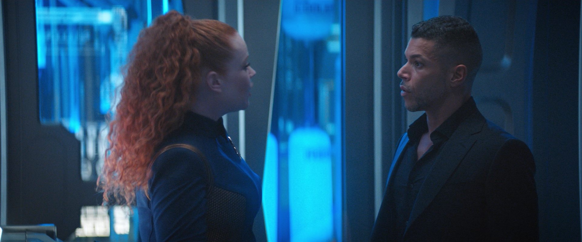 extant_StarTrekDiscovery_2x10-TheRedAngel_02097.jpg