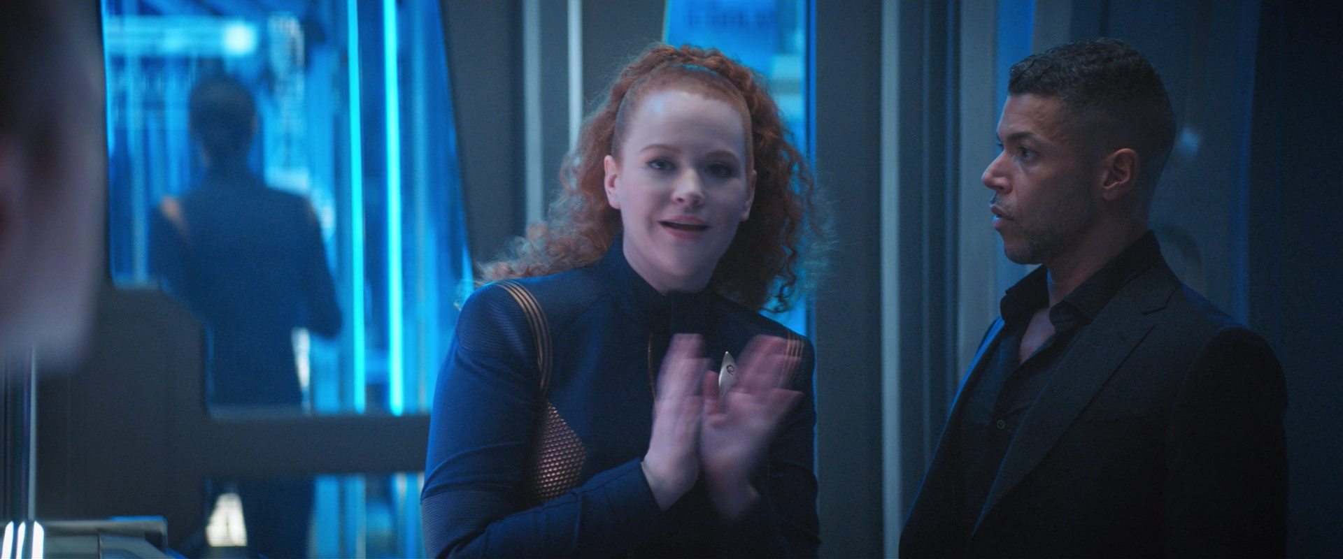 extant_StarTrekDiscovery_2x10-TheRedAngel_02100.jpg