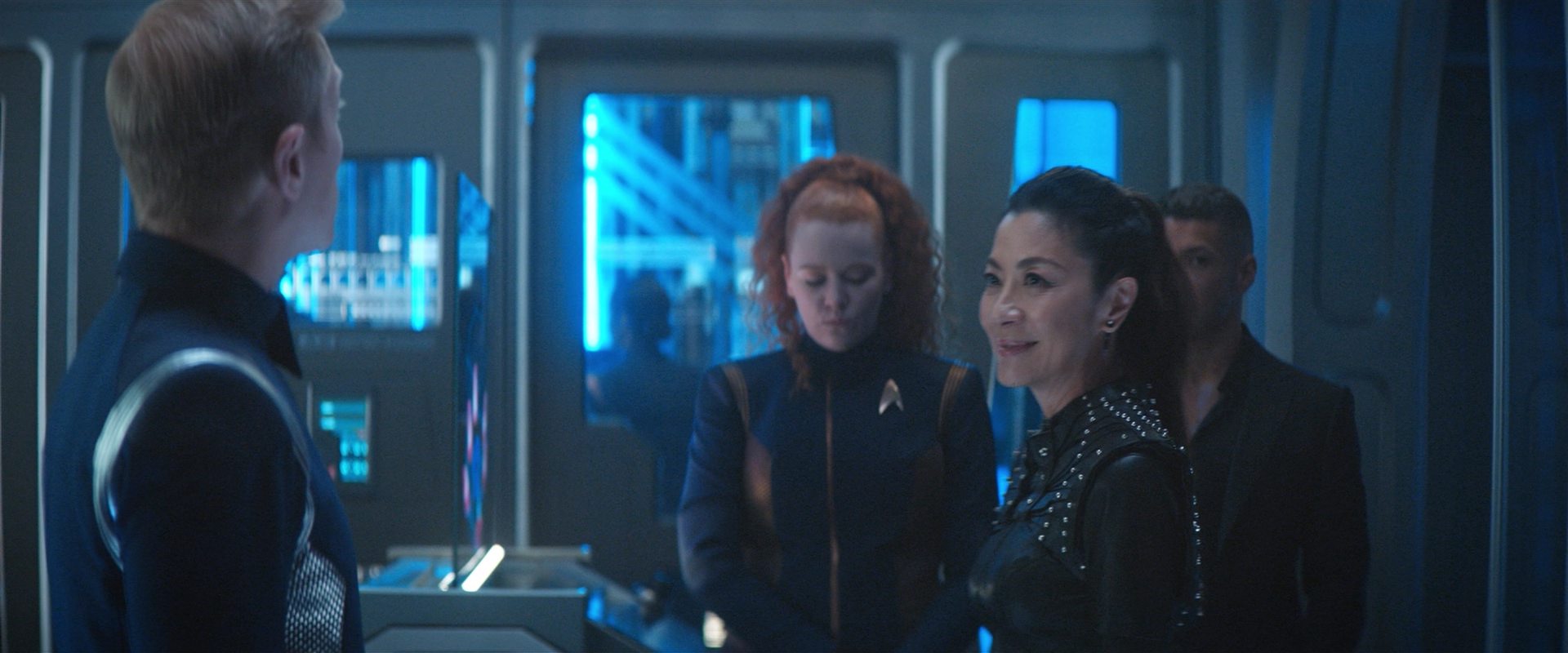 extant_StarTrekDiscovery_2x10-TheRedAngel_02133.jpg