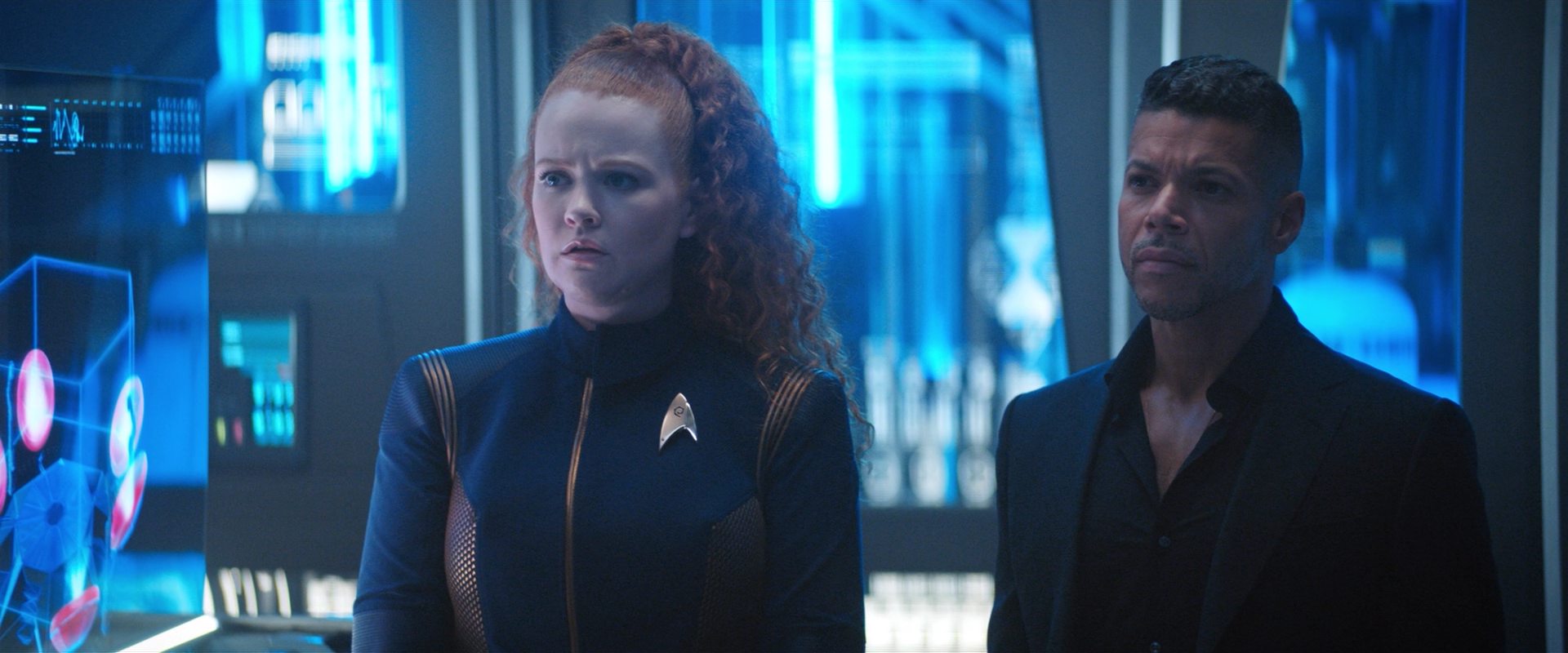 extant_StarTrekDiscovery_2x10-TheRedAngel_02186.jpg