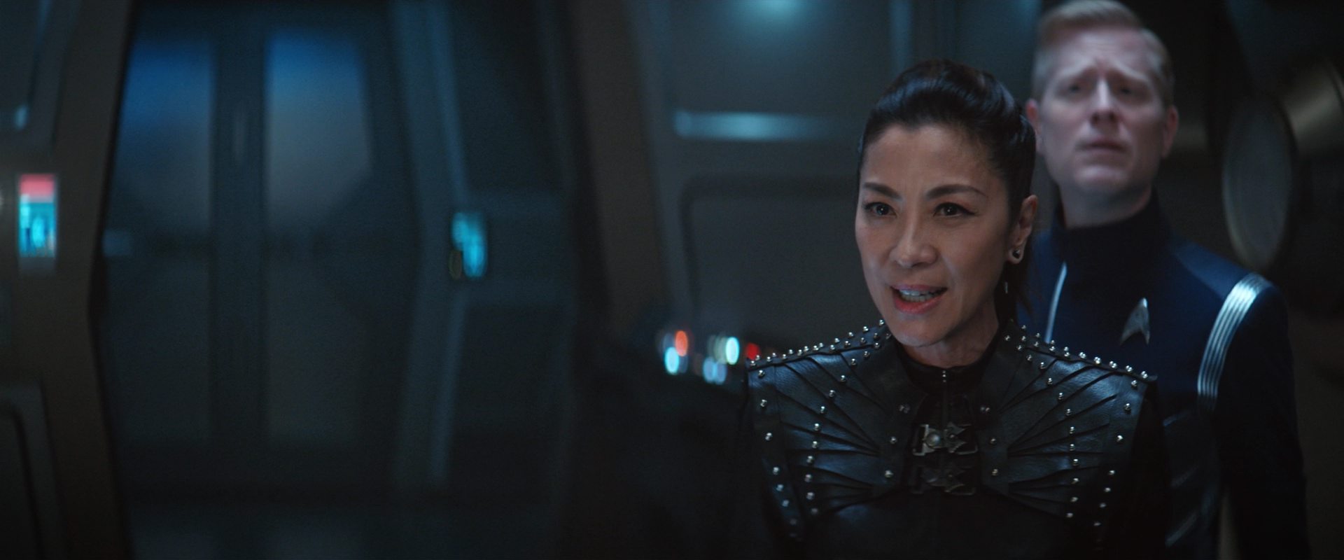 extant_StarTrekDiscovery_2x10-TheRedAngel_02225.jpg