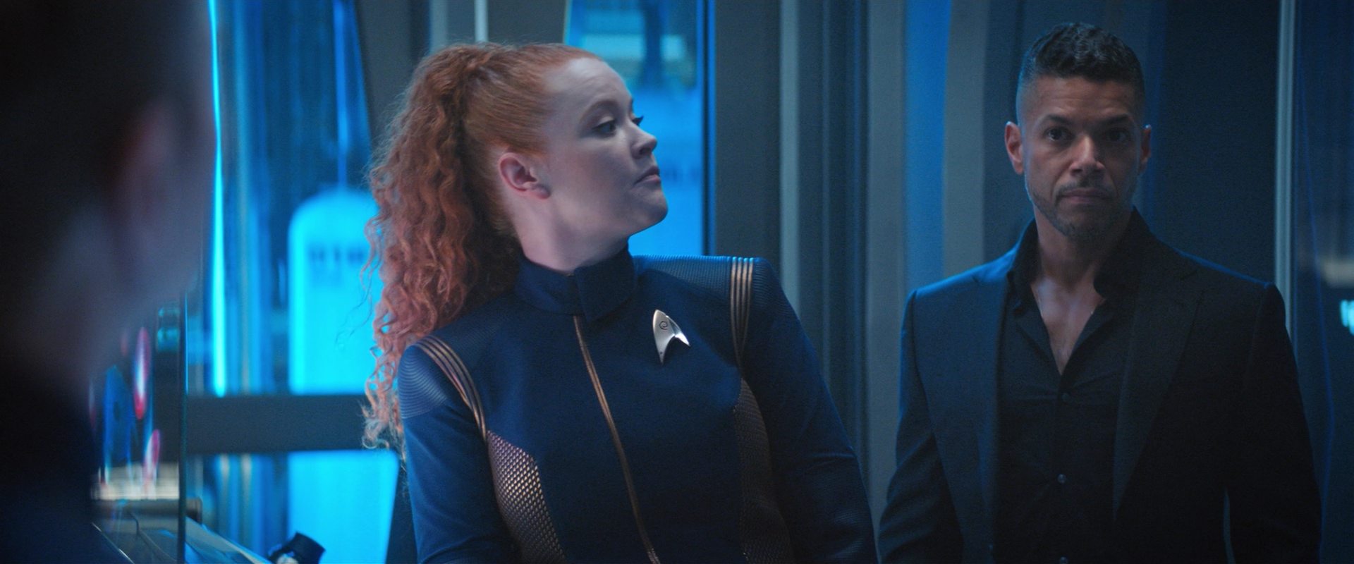 extant_StarTrekDiscovery_2x10-TheRedAngel_02276.jpg