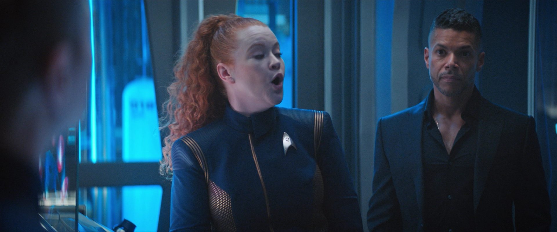 extant_StarTrekDiscovery_2x10-TheRedAngel_02277.jpg