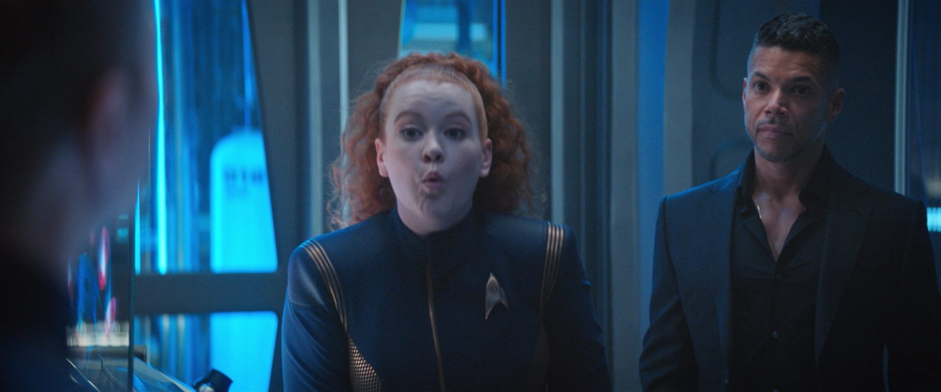 extant_StarTrekDiscovery_2x10-TheRedAngel_02278.jpg