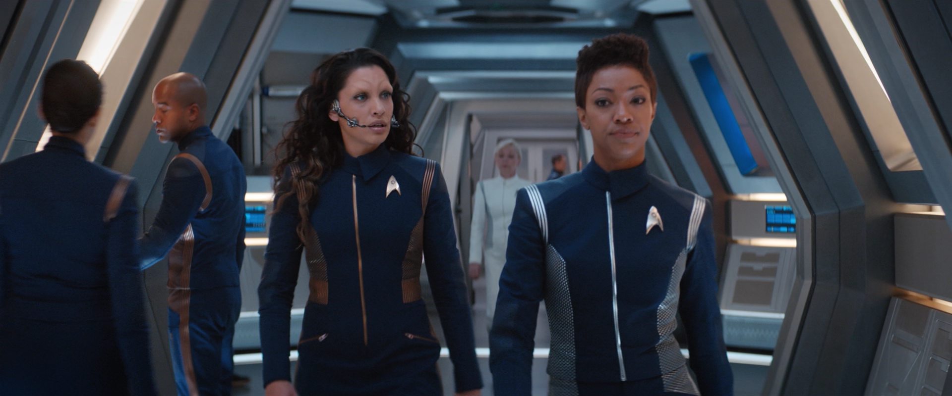 extant_StarTrekDiscovery_2x10-TheRedAngel_02288.jpg