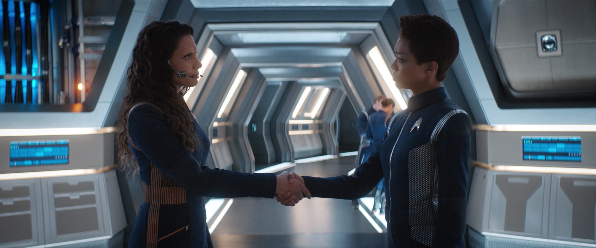 extant_StarTrekDiscovery_2x10-TheRedAngel_02362.jpg extant_StarTrekDiscovery_2x10-TheRedAngel_02362.jpg