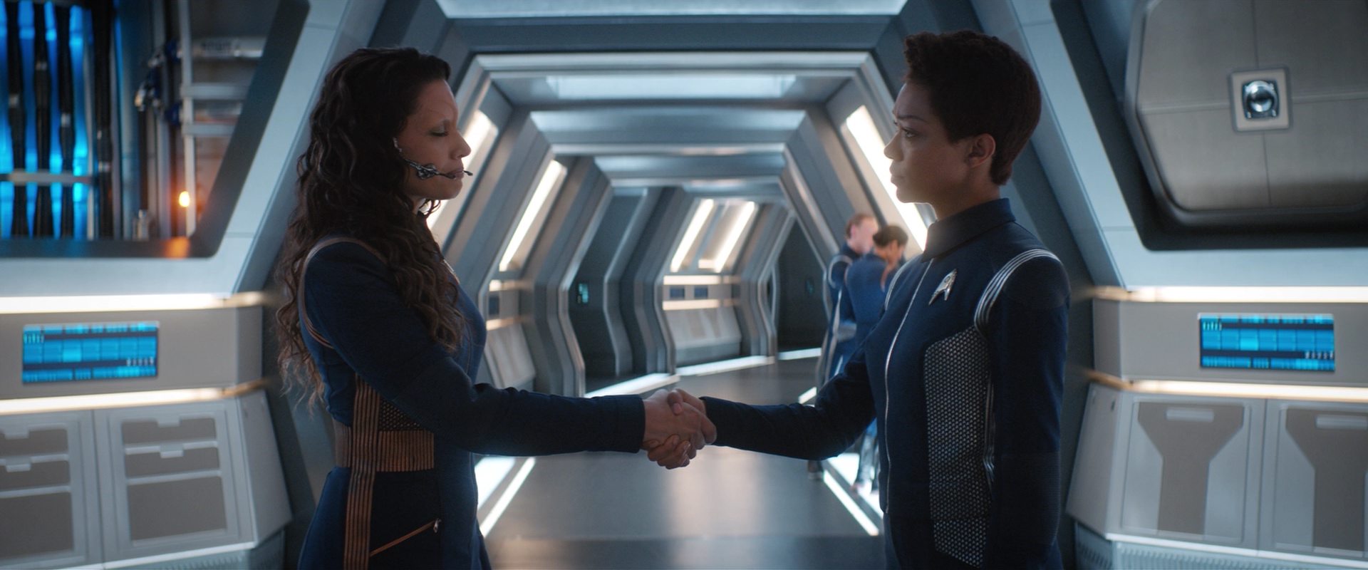 extant_StarTrekDiscovery_2x10-TheRedAngel_02365.jpg