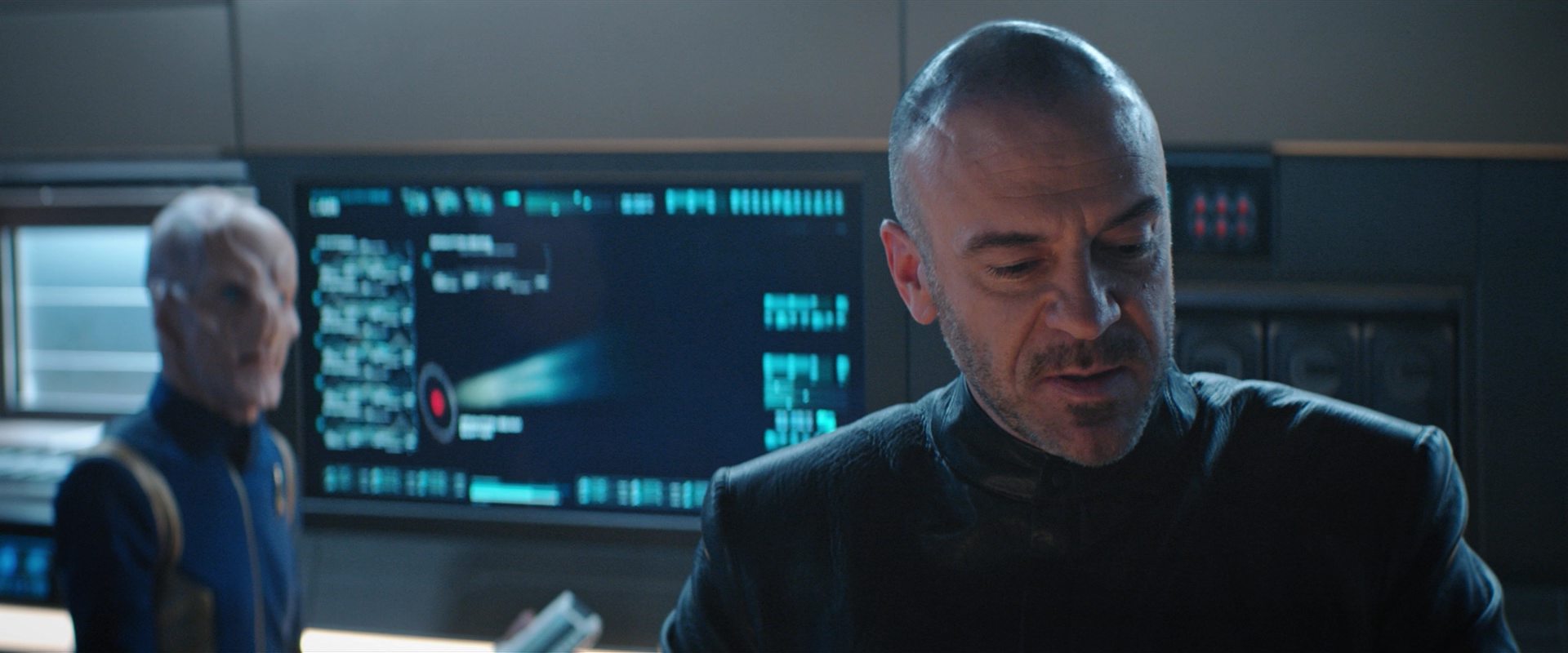 extant_StarTrekDiscovery_2x10-TheRedAngel_02395.jpg