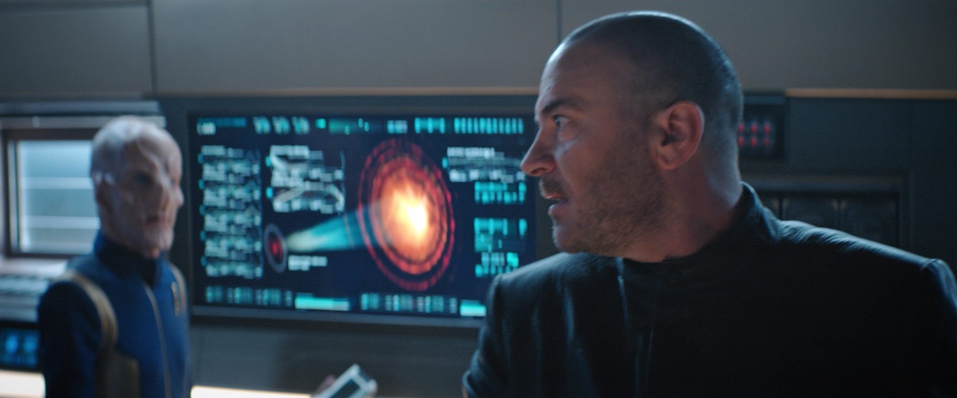 extant_StarTrekDiscovery_2x10-TheRedAngel_02405.jpg
