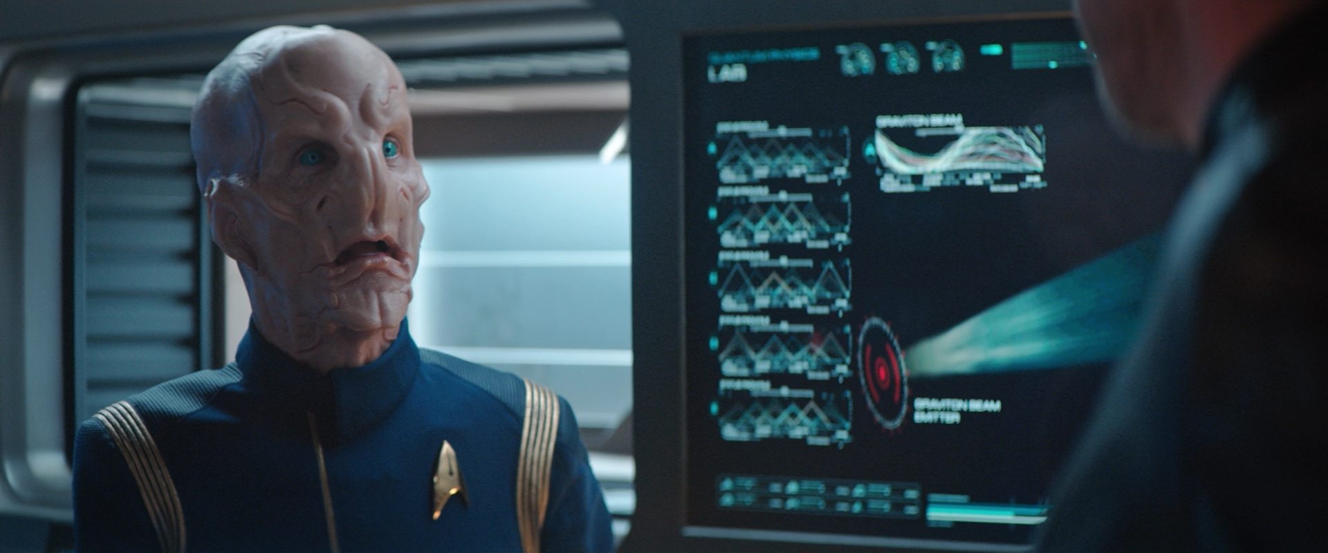 extant_StarTrekDiscovery_2x10-TheRedAngel_02415.jpg