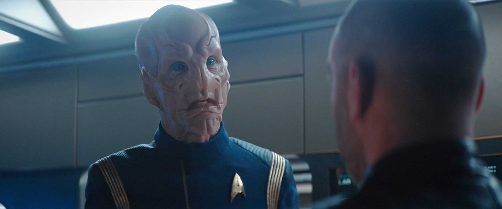 extant_StarTrekDiscovery_2x10-TheRedAngel_02447.jpg