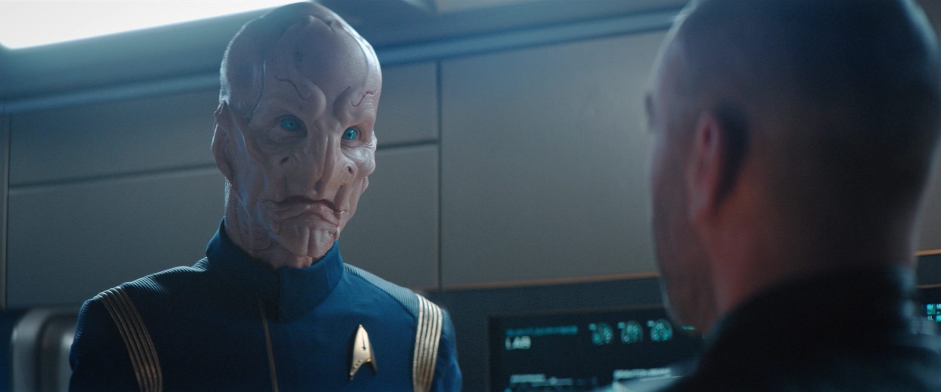 extant_StarTrekDiscovery_2x10-TheRedAngel_02464.jpg