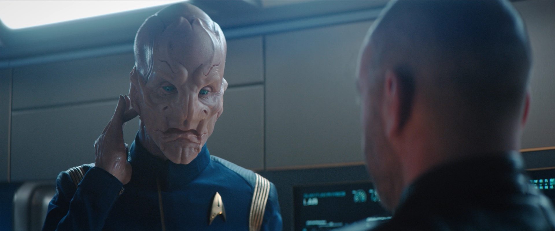 extant_StarTrekDiscovery_2x10-TheRedAngel_02467.jpg