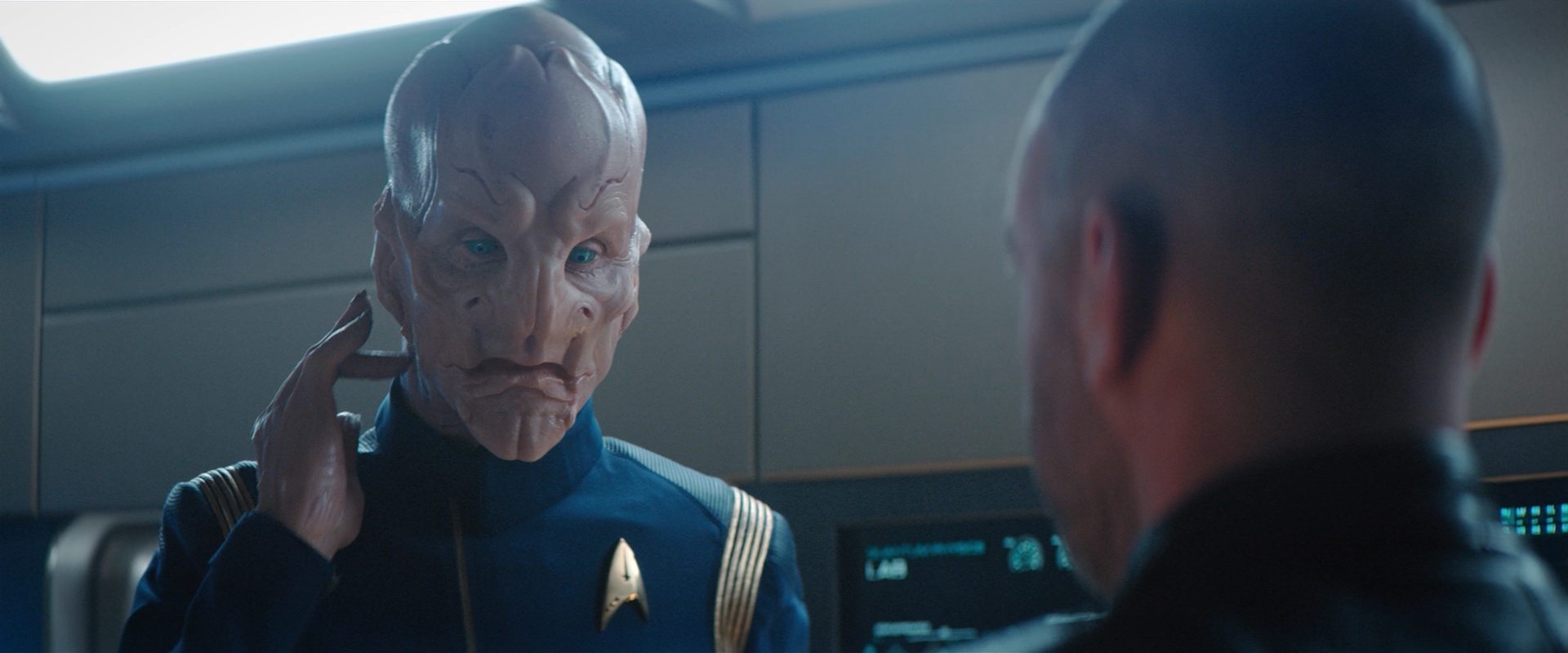 extant_StarTrekDiscovery_2x10-TheRedAngel_02468.jpg