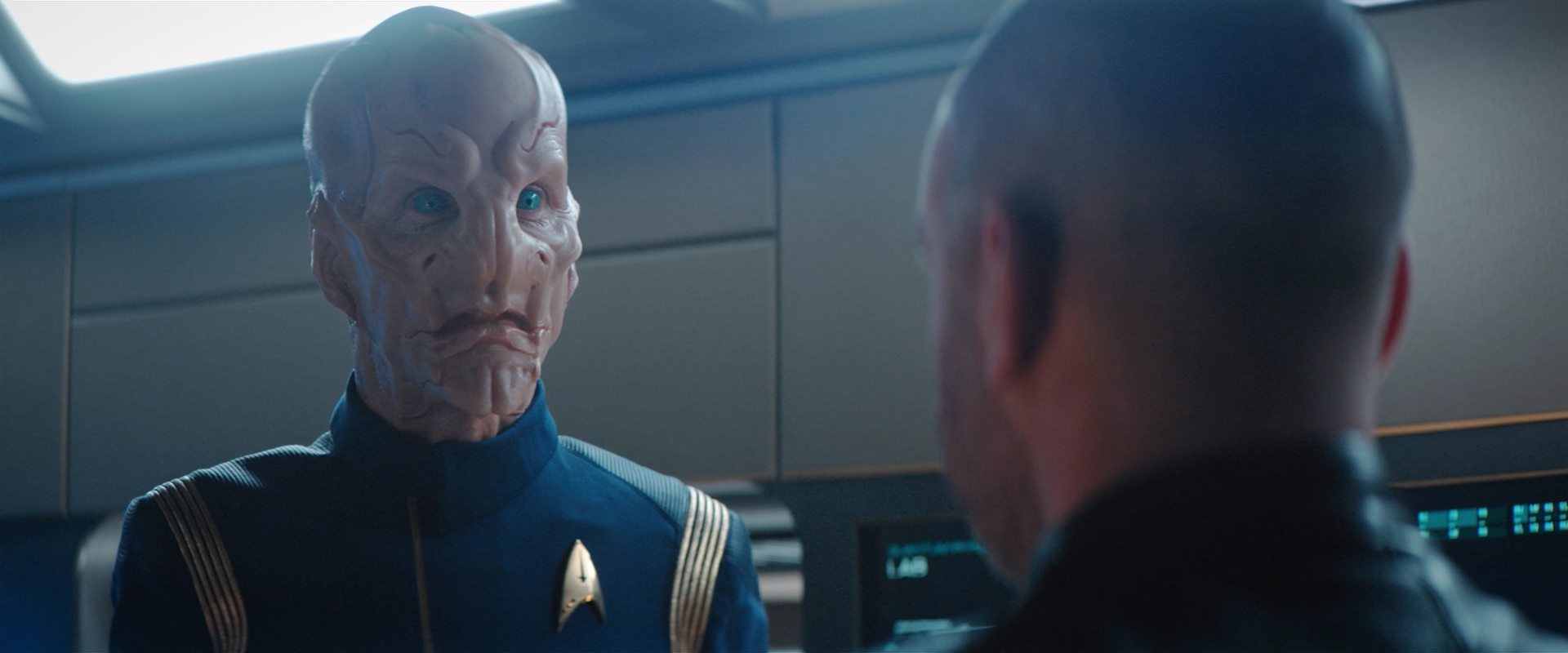 extant_StarTrekDiscovery_2x10-TheRedAngel_02472.jpg