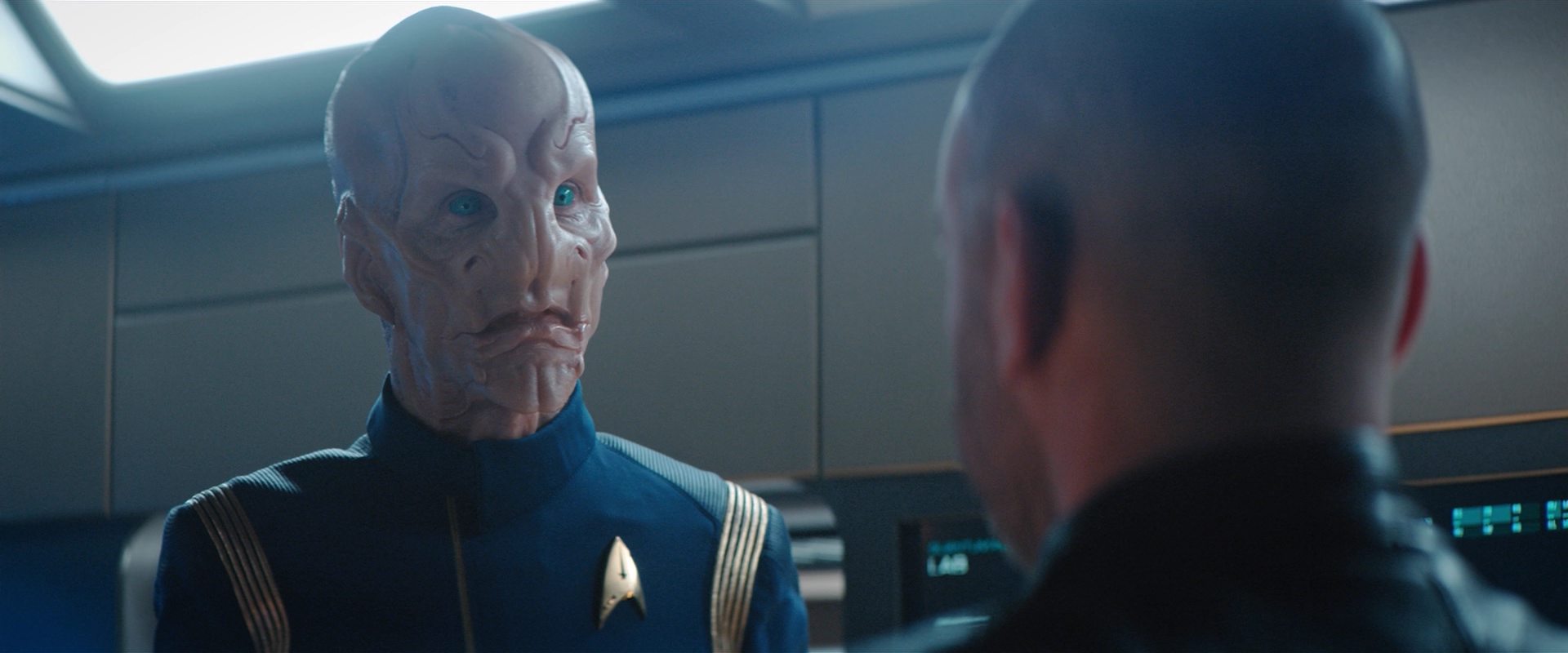 extant_StarTrekDiscovery_2x10-TheRedAngel_02475.jpg