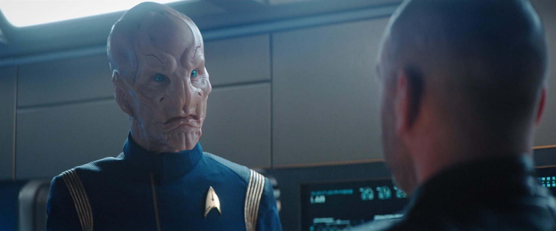 extant_StarTrekDiscovery_2x10-TheRedAngel_02491.jpg