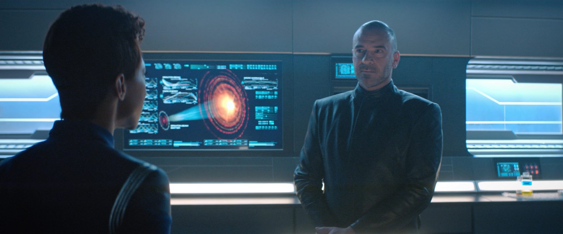 extant_StarTrekDiscovery_2x10-TheRedAngel_02555.jpg