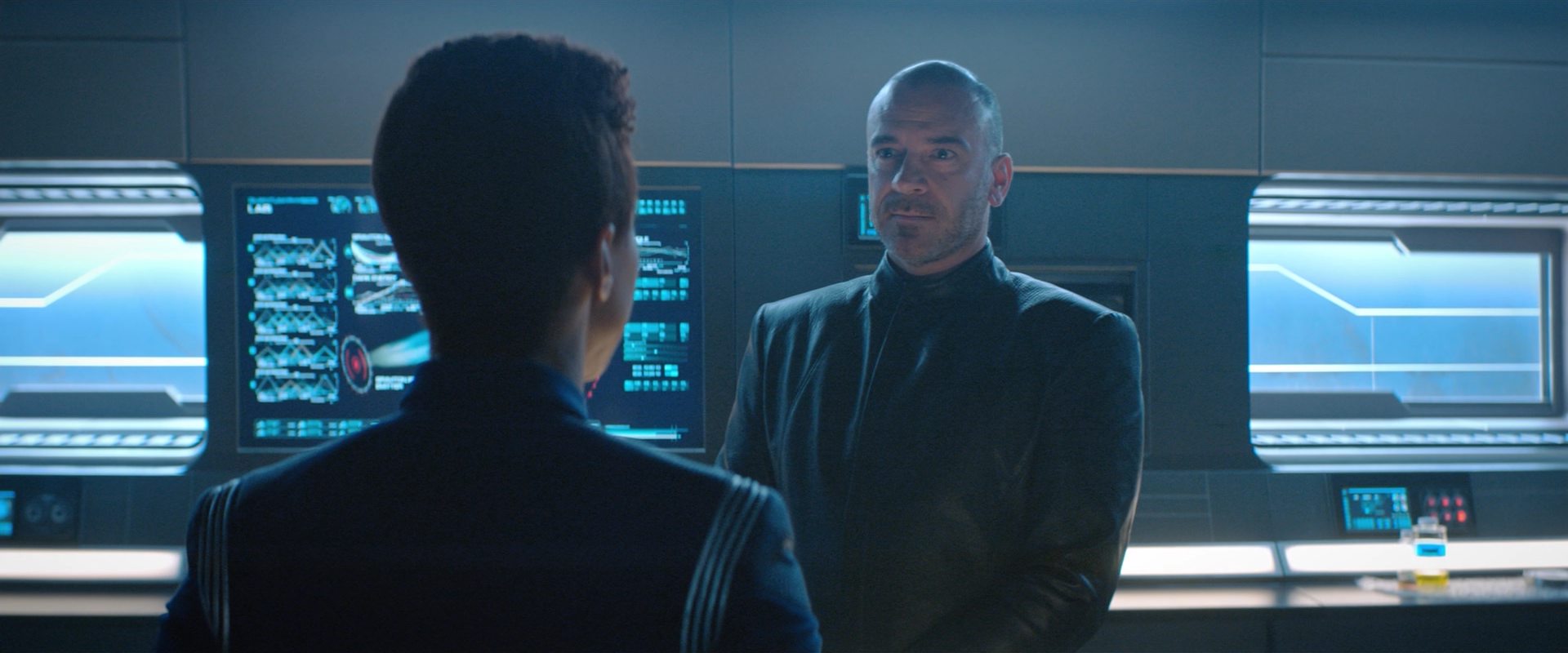extant_StarTrekDiscovery_2x10-TheRedAngel_02557.jpg