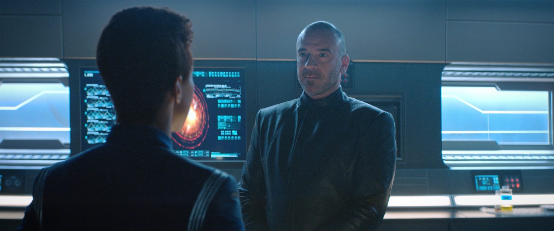 extant_StarTrekDiscovery_2x10-TheRedAngel_02558.jpg