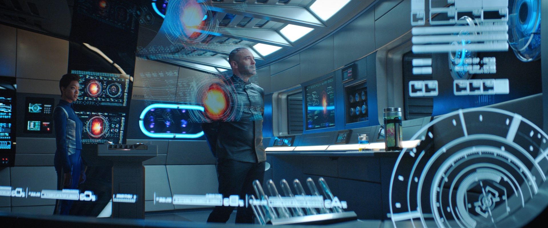 extant_StarTrekDiscovery_2x10-TheRedAngel_02588.jpg