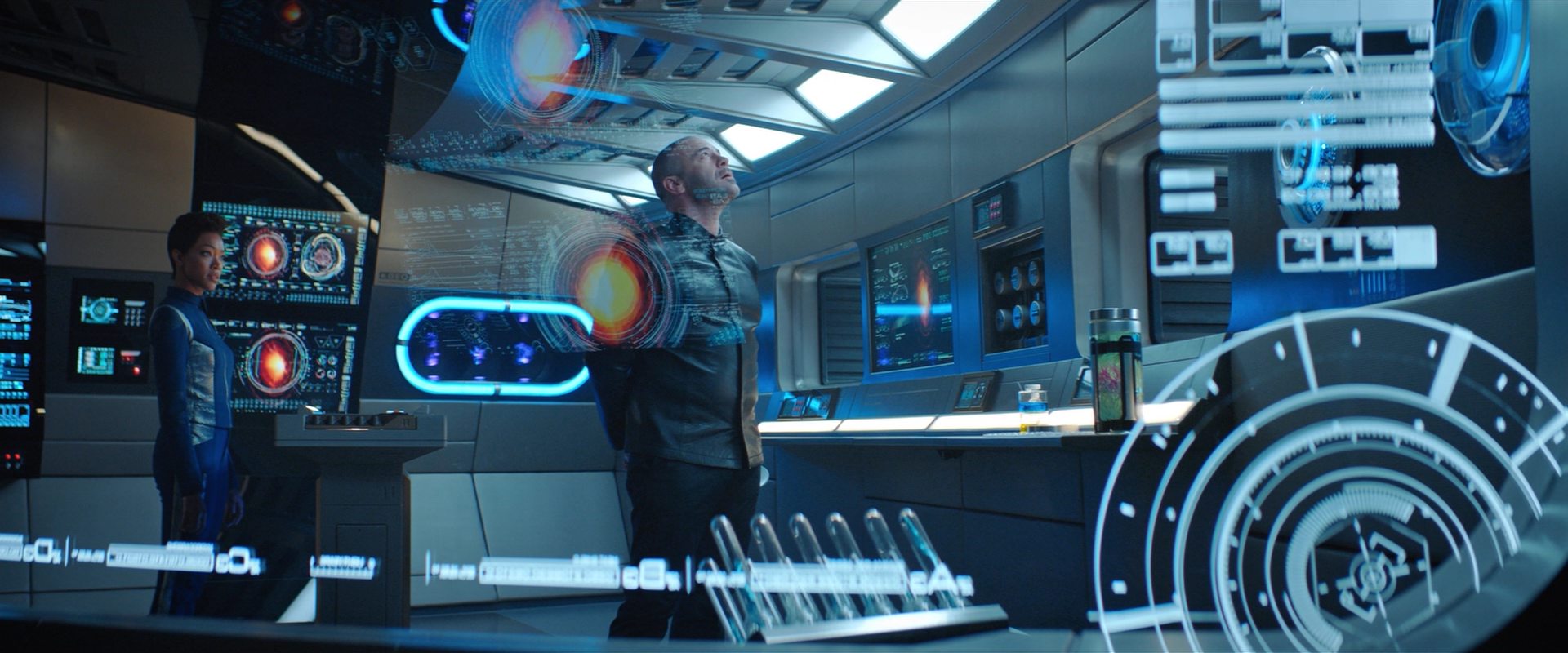 extant_StarTrekDiscovery_2x10-TheRedAngel_02590.jpg