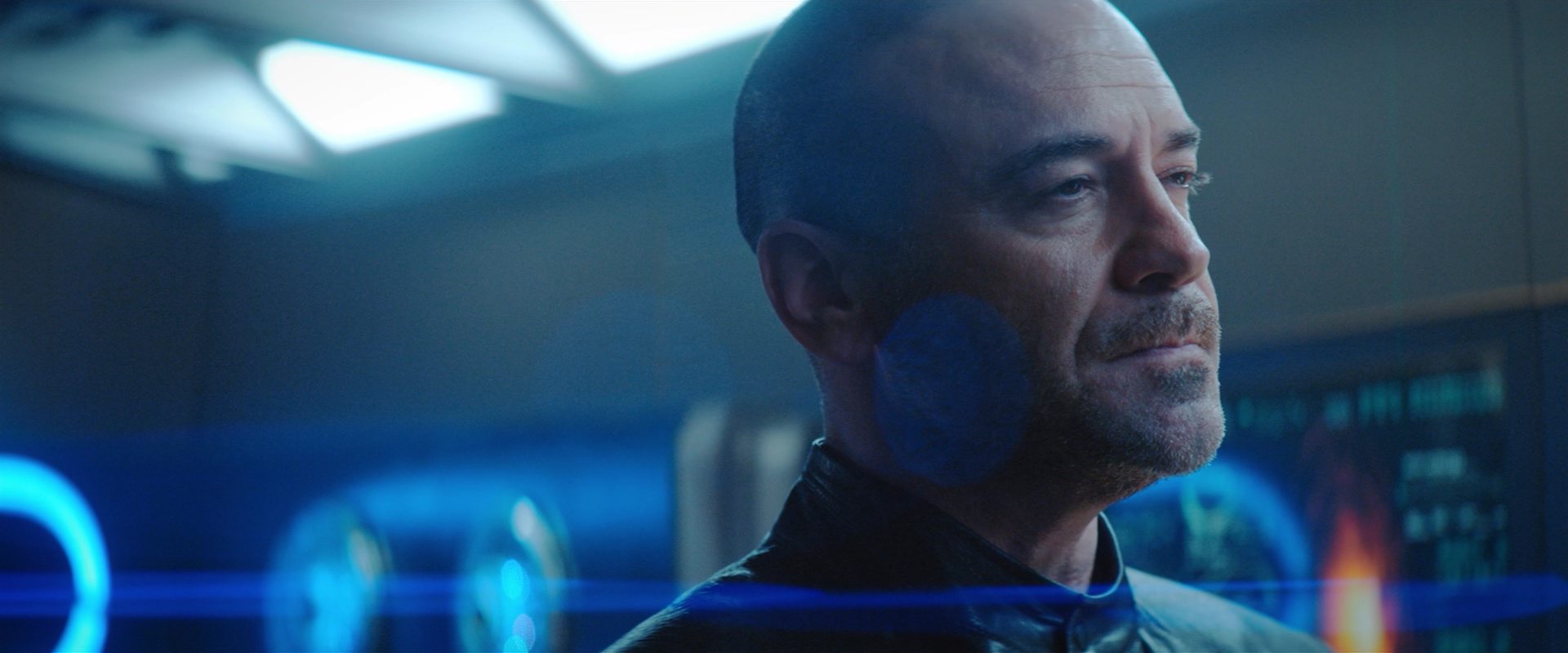 extant_StarTrekDiscovery_2x10-TheRedAngel_02654.jpg