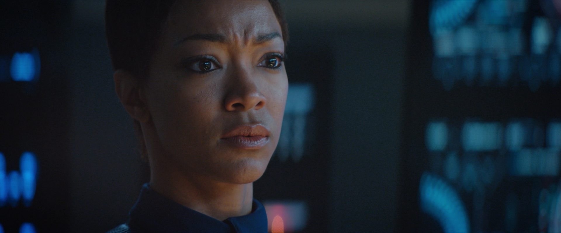 extant_StarTrekDiscovery_2x10-TheRedAngel_02668.jpg