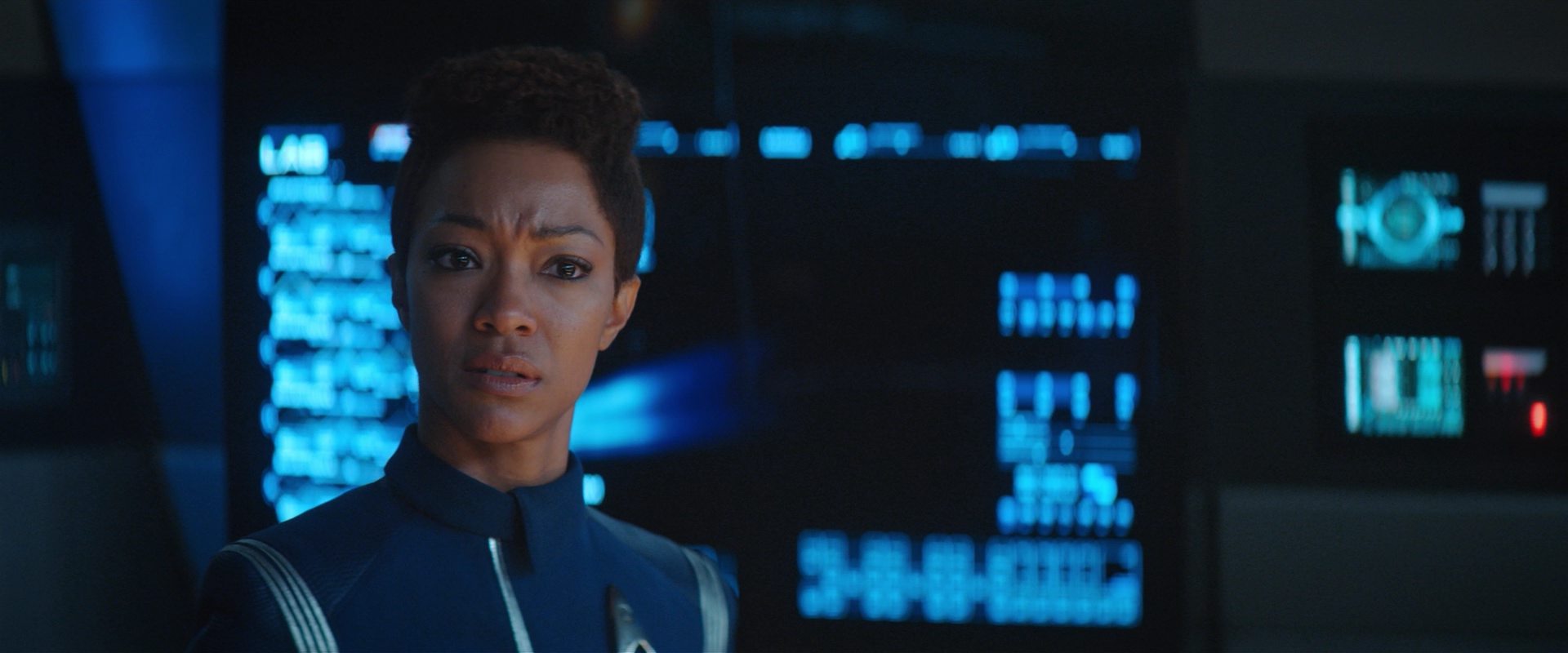 extant_StarTrekDiscovery_2x10-TheRedAngel_02703.jpg