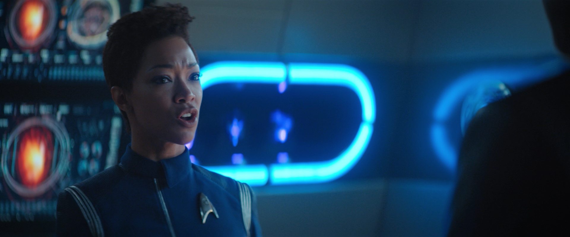 extant_StarTrekDiscovery_2x10-TheRedAngel_02724.jpg