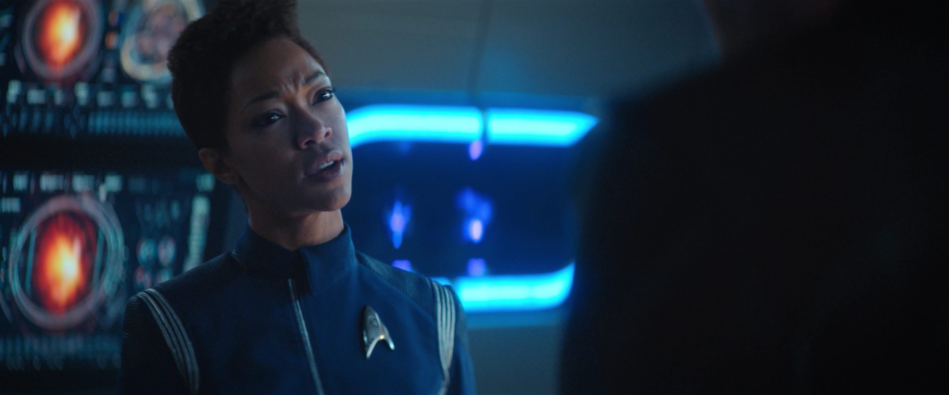 extant_StarTrekDiscovery_2x10-TheRedAngel_02732.jpg