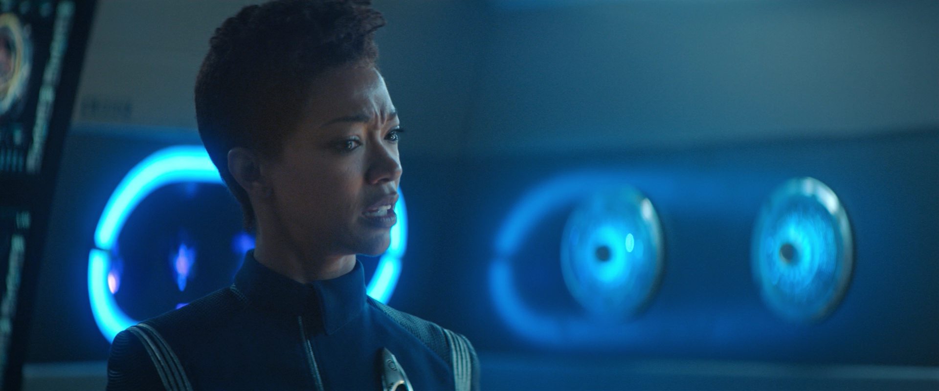 extant_StarTrekDiscovery_2x10-TheRedAngel_02746.jpg