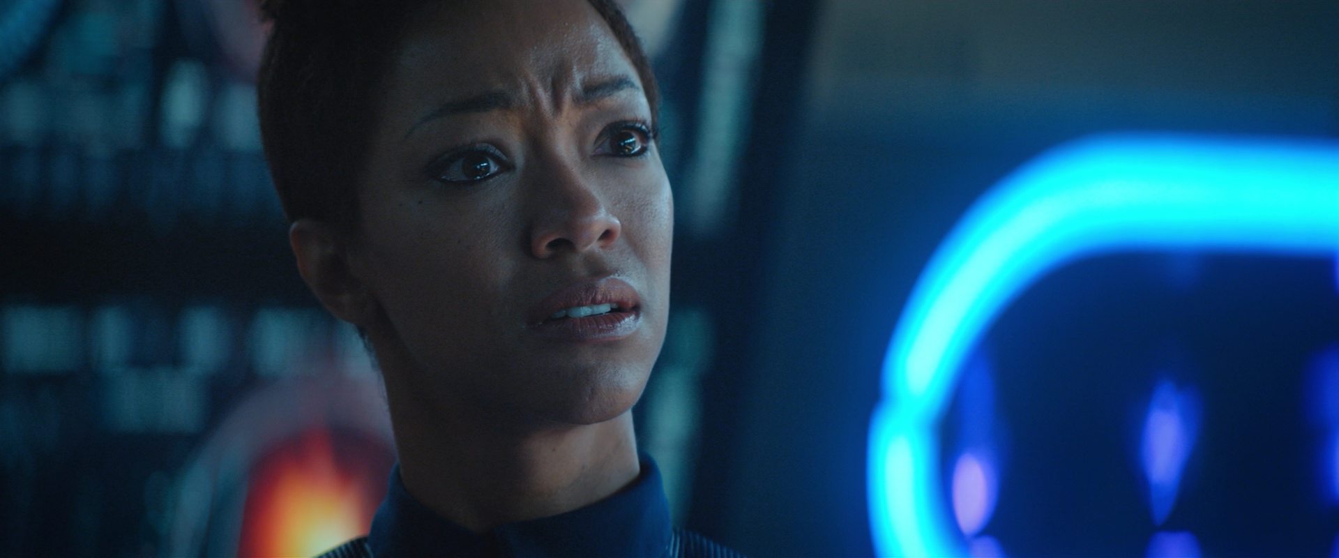 extant_StarTrekDiscovery_2x10-TheRedAngel_02757.jpg