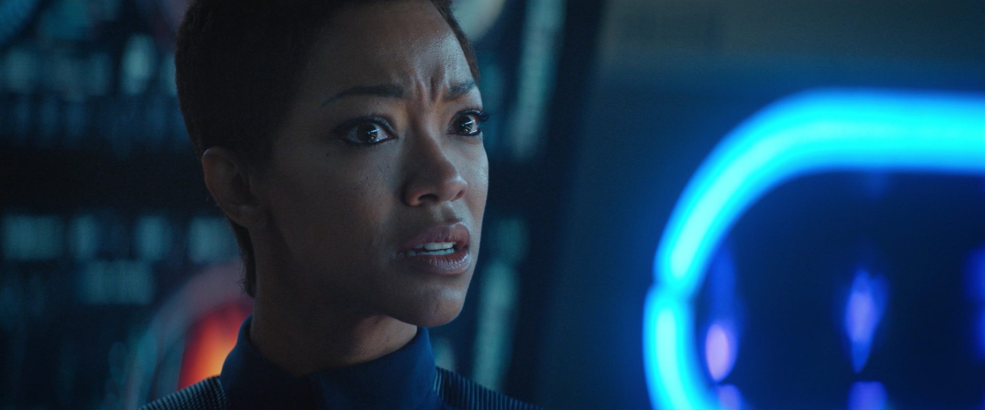 extant_StarTrekDiscovery_2x10-TheRedAngel_02779.jpg