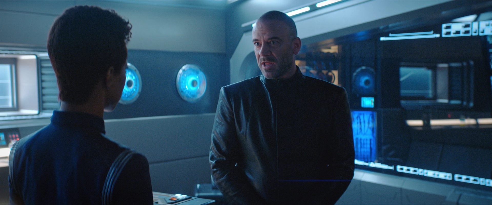 extant_StarTrekDiscovery_2x10-TheRedAngel_02783.jpg