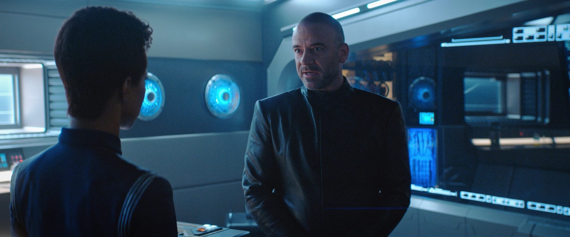 extant_StarTrekDiscovery_2x10-TheRedAngel_02784.jpg