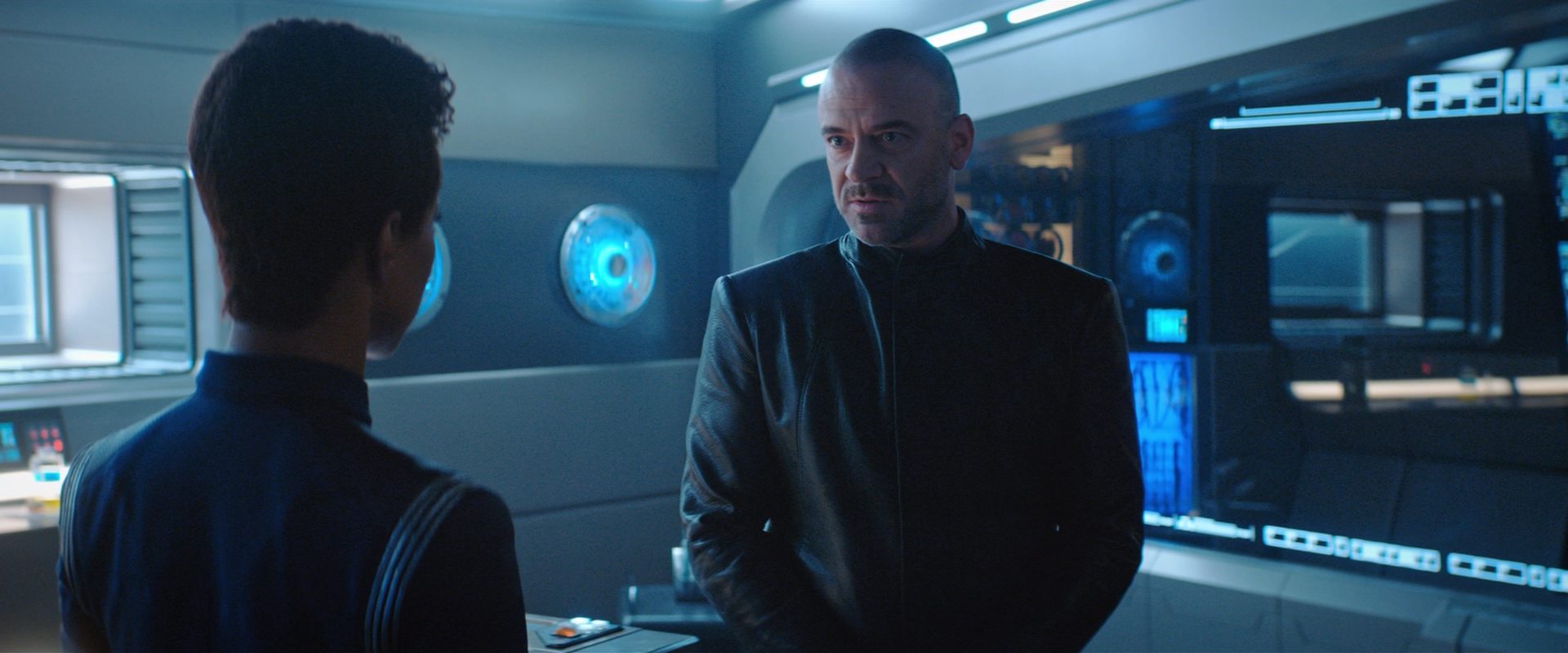 extant_StarTrekDiscovery_2x10-TheRedAngel_02787.jpg